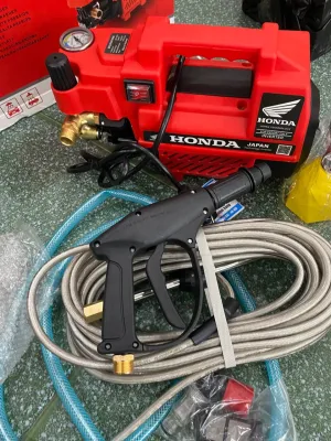 Máy rửa xe HONDA 3500w có chỉnh áp chính hãng nhật bản dây 15m xịt rửa mạnh mẽ bảo hành 12 tháng. 100% lõi đồng
