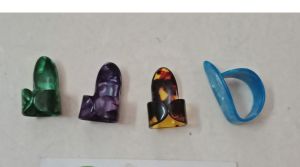 combo 4 móng gảy đànmóng gảy đàn guitar móng đeo guitar (3 thẳng + 1 ngang)