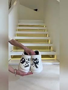 [Free Shipping] WomenS 8CM Thick-Soled Height-Increasing Clogs Summer Slippers For Outdoor Wear Platform Soft-Soled Beach Sandals