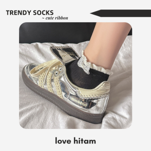 W25032 Kaos kaki wanita pita ruffle pendek semata kaki warna hitam putih kasual model korea bahan katun lembut premium - Women ankle socks cotton socks korean style