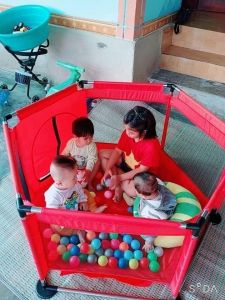 Quây bóng nhà bóng khung Inox vải dù cho bé.Tặng 10 bóng