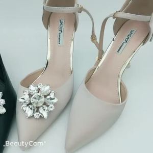 [Free Shipping] Shoe Flower Is A Detachable Shoe Accessory For High Heels Featuring A Six-Petal Flower Shoe Buckle And Is Used As A Decorative Piece For The Front Of Work Shoes