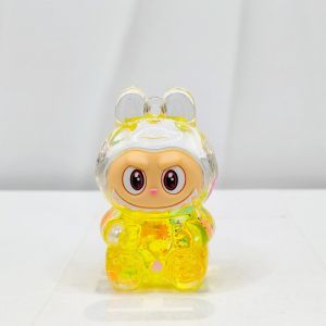 PICKIT 5.3ซม. ค่ะ Cbu เครื่องประดับขนาดเล็ก ป๊อปมาร์ท ที่ส่องสว่างส่องสว่าง จี้ห้อยพวงกุญแจ เรืองแสงในที่มืด รูปปั้นบนโต๊ะ