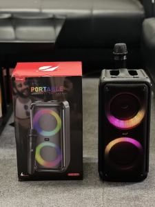 ลำโพงบลูทูธ รุ่น KTS-1977 ฟรีไมค์ลอย1ตัว ด้านหลังมีที่วางไมค์ ดอกลำโพง4นิ้ว2ดอก เสียงดีเบสแน่น ปเพิ่ม-ลดเสียงไมค์ได้ รองรับUSB TF เปิด-ปิดไฟได้ สามารถเชื่อมได้2ตู้