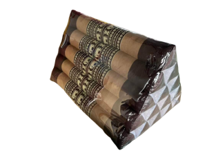 หมอนอิงสามเหลี่ยม ขนาดมาตรฐาน จากใยนุ่นธรรมชาติ100% กว้าง23xยาว32xสูง22ซมหมอนสามเหลี่ยมขิด หมอนสามเหลี่ยม 10 ลูกขนาด