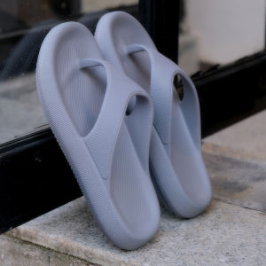 New Summer Bathroom Home Slippers For Women Thick-Soled EVA Flip-Flops Toe-Loop Couple Slippers