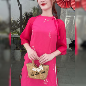 Áo dài cách tân nữ 4 tà tơ thêu nổi dáng suông màu hồng sen cao cấp may sẵn