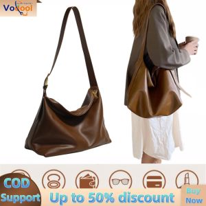 Womens Retro PU Leather Crossbody Bag Slouchy Shoulder Handbag with Multiple Compartments and Durable Material