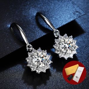 Diamcity (Free Gra Certificate) Anting-anting Pejantan Bulat Moissanite Fashion Bunga Matahari Satu Karat Perhiasan Fashion Wanita Grosir