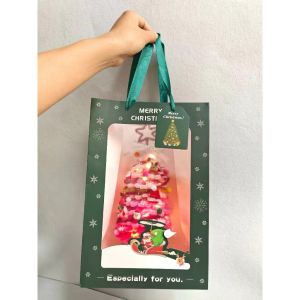 ถุงของขวัญ วันคริสต์มาส ใส่ต้นคริสต์มาส ใส่ของขวัญ ขนม ช๊อกโกแลต หูหิ้ว อย่างดี ลายน่ารัก เขียว/แดง พร้อมส่ง