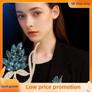 ✨QK shop✨ Fashion Sparkling Rhinestone Crystal Flower Brooches For Women Clothing Coat Jewelry Accessries Gifts
