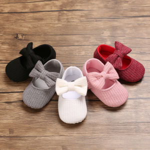 Newborn Baby Moccasin Shoes & Soft Bottom Toddler First Walkers for Photoshoot, Birthday, Baptism Shoes, Christmas Present 0-18M