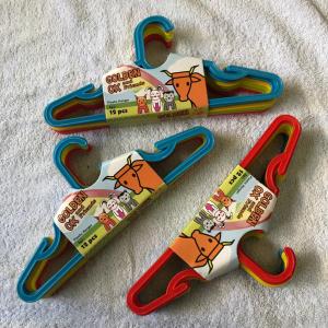 Hanger Baju Kecil / Gantungan Baju Anak Bayi / Jemuran Pakaian