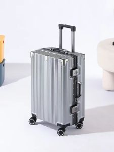 กระเป๋าเดินทาง อลูมิเนียม กระเป๋าเดินทางล้อลาก ABS+PC น้ำหนัก เบา 360 องศา แบบโครงอลูมิเนียม  ใส่รหัสผ่าน จุของได้เยอะ กระเป๋าเดินทางขึ้นเครื่อง