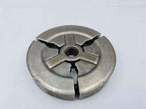 คลัทช์เลื่อยยนต์ คลัช 5200 ผ้าครัช 5200 ครัชเลื่อยนต์ 5200 ครัชเหล็ก5200 สำหรับรุ่น 5200 เลื่อยยนต์