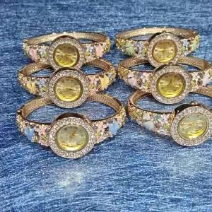 New in stock floral butterfly enamel bracelet watch for women full diamond colored enamel spring bracelet watch light luxury for ladies
