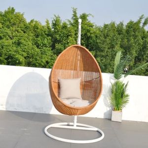 เก้าอี้แขวนหวายเทียม Xijiayi หวายธรรมชาติสำหรับห้องนั่งเล่น เฟอร์นิเจอร์กลางแจ้ง ชิงช้า ลานบ้าน พร้อมขาตั้งโลหะ