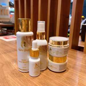 Paket Glowing Ratu Glow Skincare: Solusi Perawatan Kulit Alami