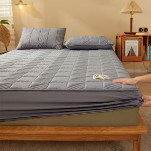 Mattress Protector Queen/King Fitted Bedsheet Anti-Slip Cadar Ready Stock