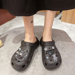 SQShop ใหม่มาก รองเท้าแตะหัวโตแบบสวม รุ่นนี้กำลังมาแรงสุดๆ น้ำหนักเบานิ่มใส่สบาย ทนทาน ใส่ได้ทุกแนว สีสันสวยน่ารักสดใส ควรมีติดบ้านไว้นะ