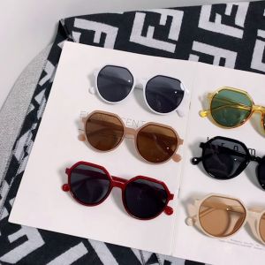 SUNYMALL Kính Râm Nữ Bảo Vệ Bức Xạ UV400 Kính Ngắm đường Phố Khung Nhỏ Cổ điển