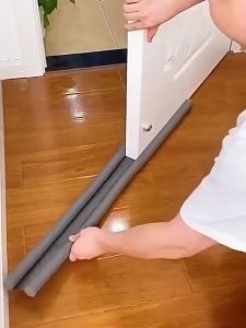 แถบปิดผนึกประตู แถบขอบประตู กันฝุ่นและแมลง ป้องกันการรั่วไหลของอากาศ ป้องกันฝุ่นแมลงและลมจากช่องว่างแคบ ๆ