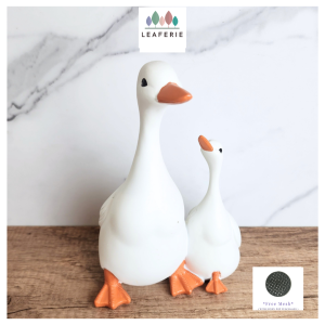 The Leaferie Pippa Duck garden ornament set . ornaments.  decoration . decorations.  gardening tools
