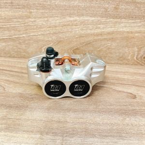 Heo Dầu 81 CNC 4 Piss Thailand kèm pát Raider/Satria đĩa 260/267mm màu đen