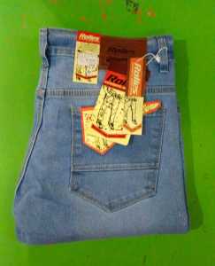 Celana Jeans Pensil Pria Model Terbaru / CelanaPanjang Model Terbaru