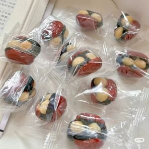 Halal 暴富枣 血糯米坚果抱福枣夏威夷果仁 独立包装零食 Red Date Glutinous Rice Nuts Macadamia Nuts