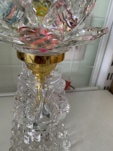 Đèn led sen pha lê 36ánh sáng đủ màudùng trang trí bàn thờ phậtgia tiên.