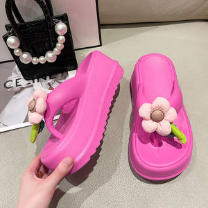 LKShoes ฮิตไม่ไหว รองเท้าหูหนีบแฟชั่น ทรงสวยใส่แล้วน่ารักสุดๆๆเทรนมาแรงมาก เพิ่มตัวติดดอกไม้เก๋ๆให้ฟรีไปอี๊ก คุ้มไม่ไหวววว