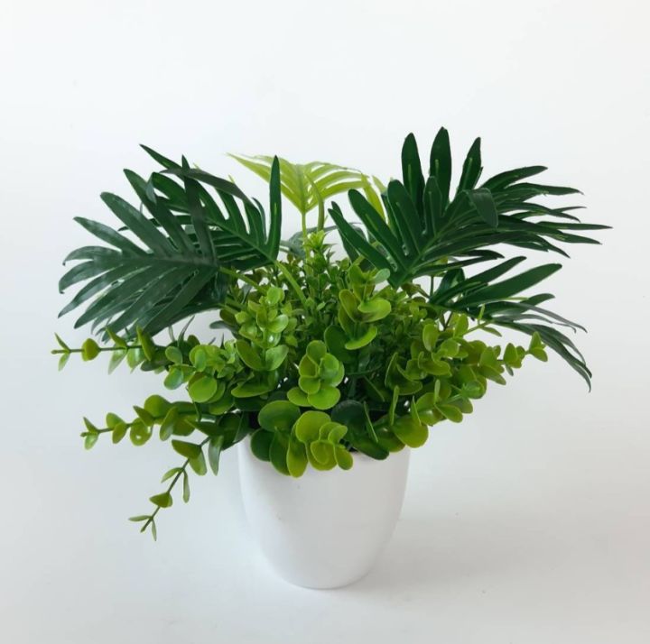 ต้นไม้ปลอม GIH พร้อมกระถางเซรามิก ขนาด 20 ซม. สำหรับตั้งโต๊ะ