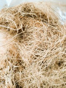 Sợi chỉ dừa giá thể chỉ dừa loại 03kg giá thể trồng phong lan phủ gốc chống nắng và xói mòn đất.