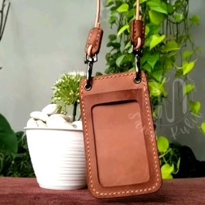 Gantungan Name Tag Kulit 2 Muka Bolak Balik Tanpa Cover Plastik Anti Melintir