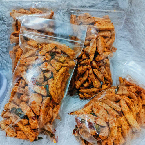 Basreng pedas daun jeruk 1kg Basreng Pedas Dalam Kemasan Pouch Basreng Pedas Dari Indonesia - Lazada | Lazada Indonesia