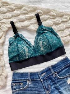 [SG MADE]Envy Her HERA Hands Free Pumping & Nursing Maternity Bralette - ENCHANTED IVY