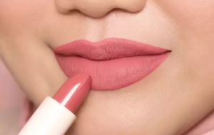 MAiYBELLINE//REVLON MATTE BATANG OLES BISA PILIH WARNA