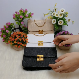 Tas Wanita Terbaru 2023 Desain Mewah Harga Murah Bahan Semi Premium By Khalifah Store