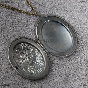 [COD] ZNPNXN Carved Flower Stripe Locket Pendant Necklace Vintage Brass Opening Photo Box