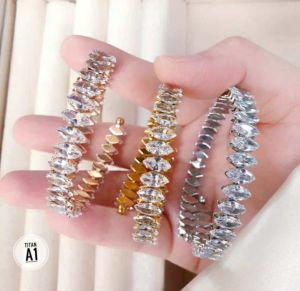 Gelang Tangan Flexible Permata FashionnWanita Titanium CXA09062302