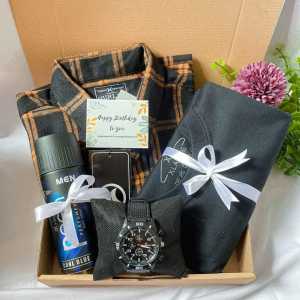 Hampers Kado Cowok Kemeja flanel kaos parfum dan jam tangan murah kado ulang tahun