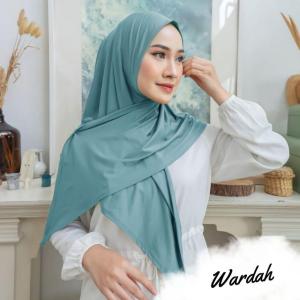 Hijab segitiga instan / Kirani Segitiga Instant / Jilbab Instan / Kerudung jersey /Kerudung segitiga