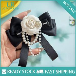 LF Wholesale✨Flash Sale ✨ เข็มกลัดดอกไม้คาเมลเลียเนคไทโบว์สีดำลายดอกไม้คาเมลเลียผูกโบว์เสื้อเชิ้ตอเนกประสงค์ปกเสื้องานแต่งงานสำหรับผู้หญิง