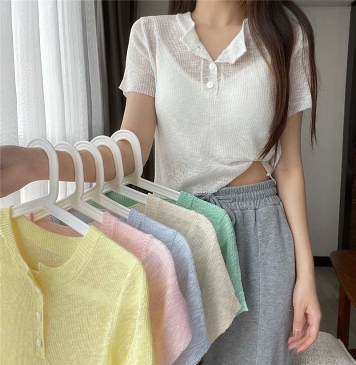🐰 เสื้อไหมพรม แขนสั้น คอกลม ดีเทลกระดุมหน้า ผ้าบางใส่สบาย สินค้าพร้อม ...