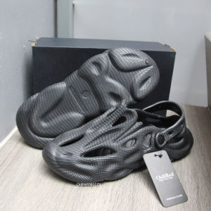 Chilired Sepatu sandal Slip on pria kerja santai anti air bahan eva hitam murah trendy kekinian