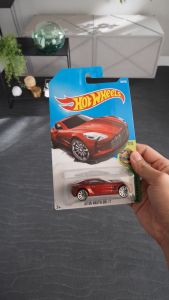 Hotwheels.DN - Xe Hot Wheels Aston Martin ONE-77