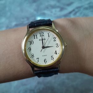 Đồng hồ nữ ALBA  mặt tròn dây dasecond hand si nhật- đã qua sử dụng
