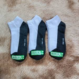 💥ถุงเท้าข้อสั้นผู้หญิงผู้ชายใส่ได้ผ้าหนาดีงานไทย 1แพ็คมี12คู่ ใส่ได้ถึงเท้า45 มีพร้อมส่ง