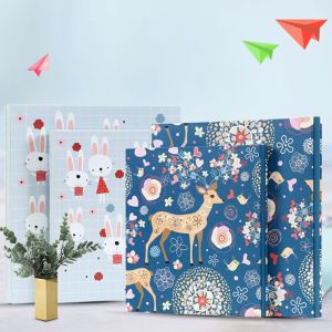 BEBA 28x26cm อัลบั้ม DIY ฟิล์มติดด้วยตนเอง ความจุสูงมาก 20แผ่น/40หน้า อัลบั้มรูปแบบมีกาวในตัวแบบทำมือ สะสมหนังสือ สามารถเขียนได้ อัลบั้มไอดอลไล่ดาว ทารกทารกแรกเกิด